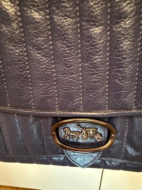 Coach Quilted Navy Shoulder Bag with Black Chain Straps - Picture 2 of 10